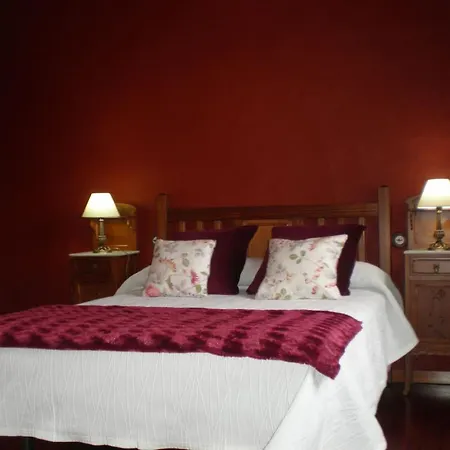 Holiday home Charming House In La Pena With Terrace And Air Conditioning