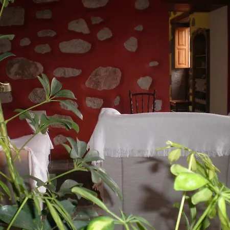 Charming House In La Pena With Terrace And Air Conditioning *